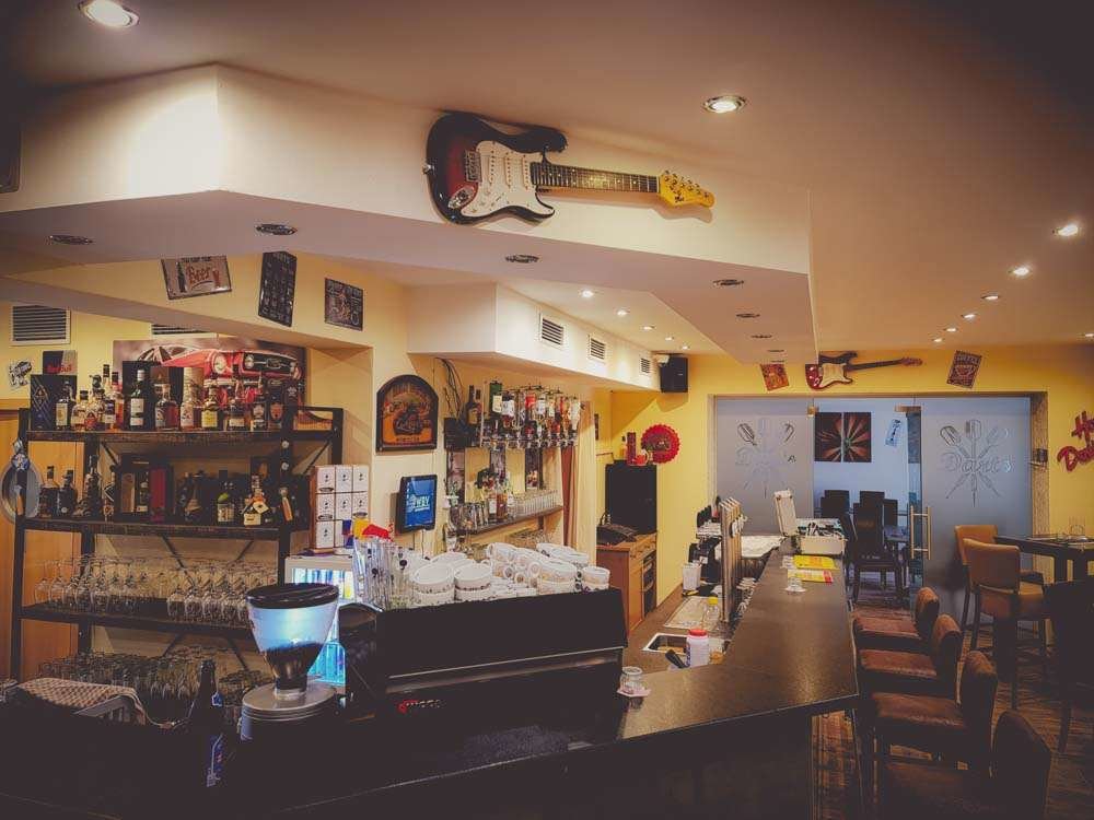 Nove Rockabilly's Cafe