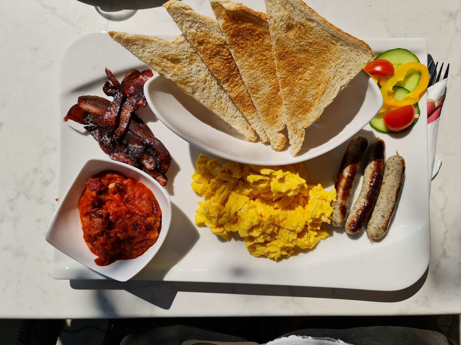 Frühstück in Nove Rockabilly's Cafe